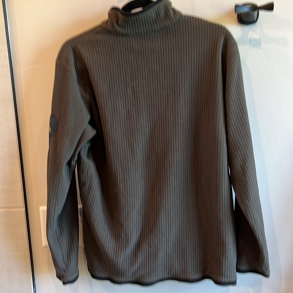 Dark green Smith sweatshirt size M 3/4 zip pullover gently used - Picture 3 of 4